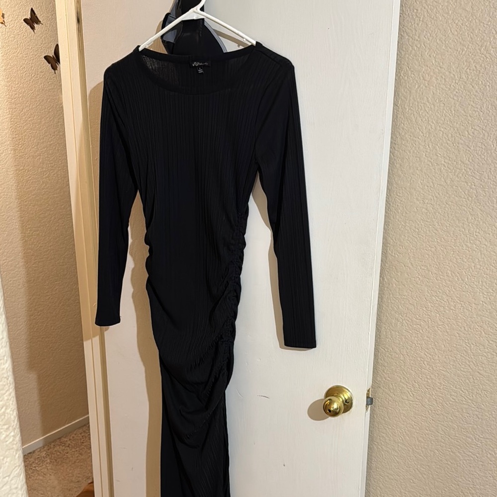 Elegant Black Long Sleeve Dress